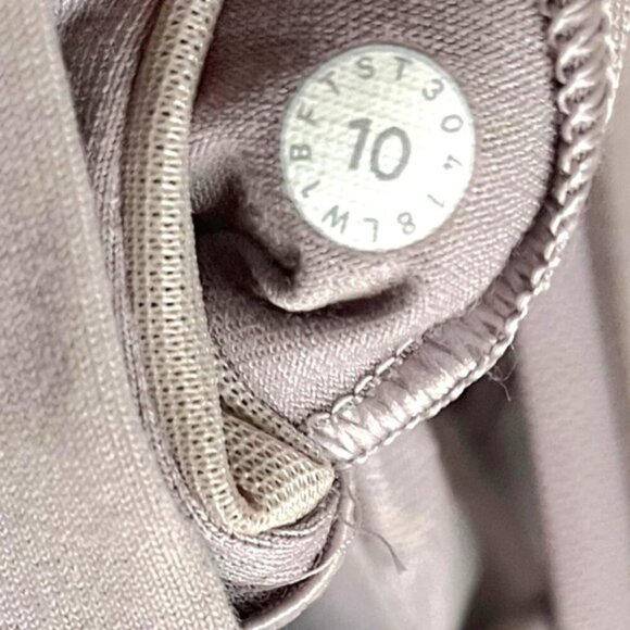 Lululemon Rally Your Heart Tank Size 10 Dark Chrome - Picture 11 of 12